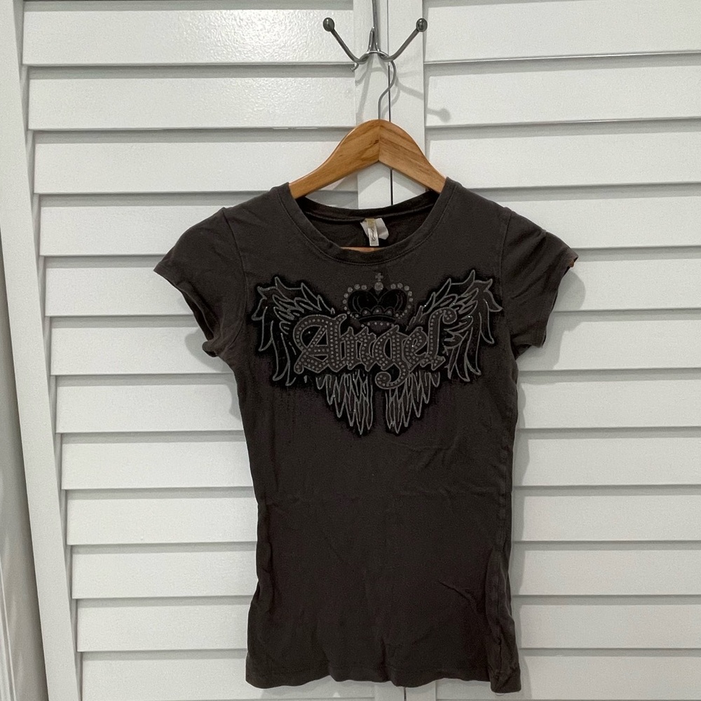 PRE OWNED- grunge y2k shirt